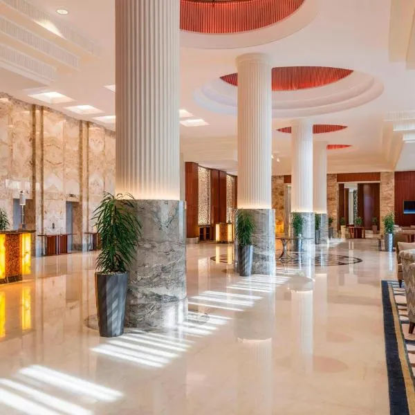 Sheraton Oman Hotel, Muscat, מלון במוסקט