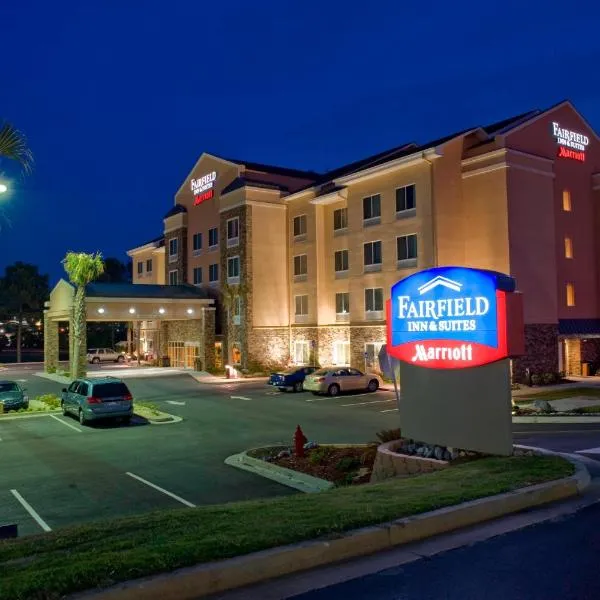 Fairfield Inn & Suites by Marriott Commerce, hotell i Commerce