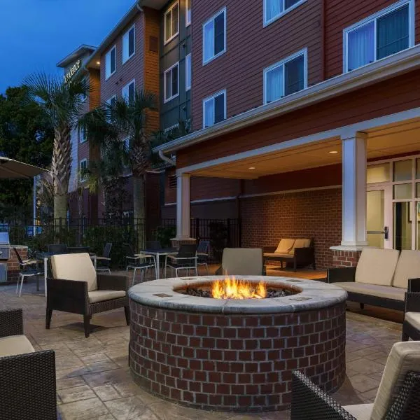 Residence Inn by Marriott Charleston North/Ashley Phosphate, hotel v destinácii Goose Creek