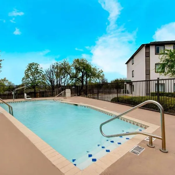 Motel 6-San Antonio, TX - Sea World North, hotel in San Antonio