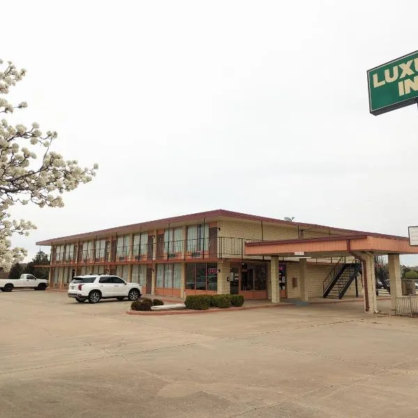 Luxury inn, ξενοδοχείο σε Mustang