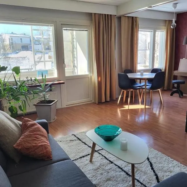 Cosy two rooms apartment in Helsinki with free parking, hotel v Helsinkách