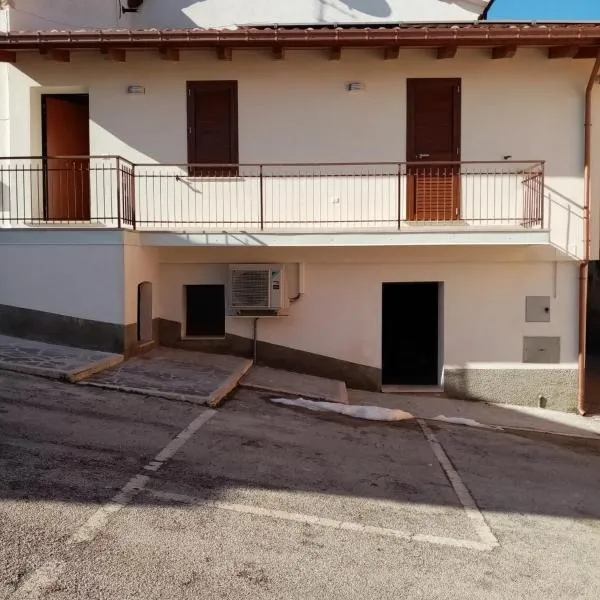 casa Trignano, Hotel in Isola del Gran Sasso dʼItalia