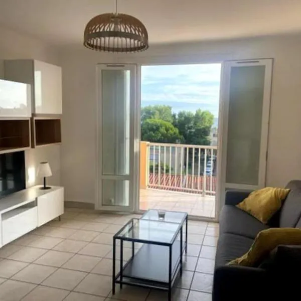 Appartement au Grau D'Agde، فندق في لو غرو-داغد