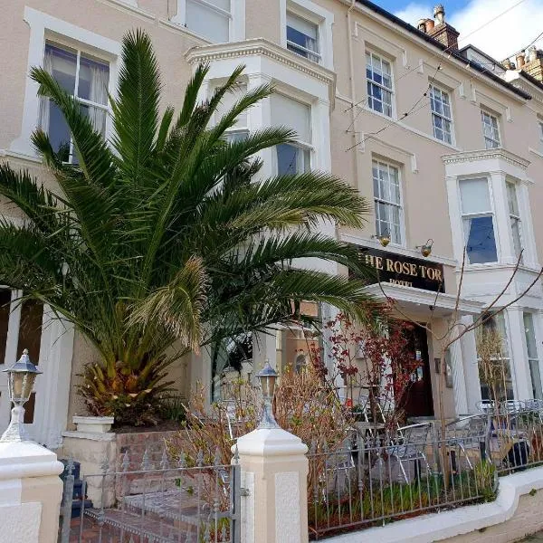 Rose Tor Hotel: Deganwy şehrinde bir otel