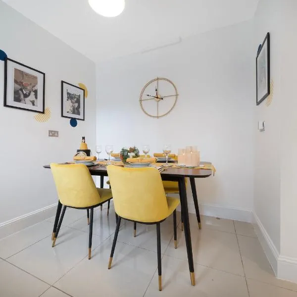 1 bed house, Free on street parking, Central, hotel v destinaci Gloucester
