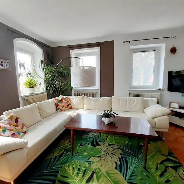 Schöne Altbauwohnung auf dem Land, hotel v destinaci Kallham