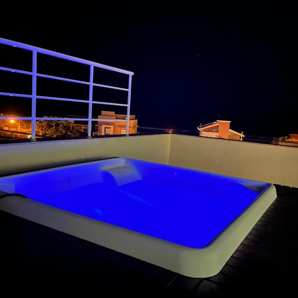 Cobertura Jacuzzi Vista Mar - Foto 4