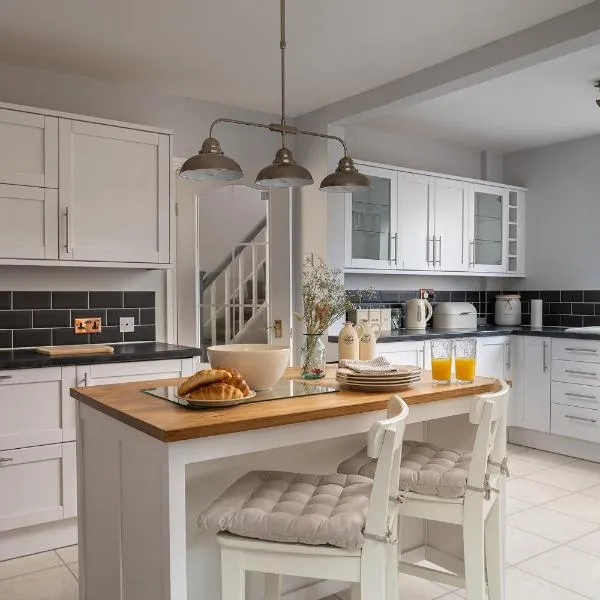 Lovely 3 bedroom home in Rhos on Sea, hotel in Llandrillo-yn-Rhôs