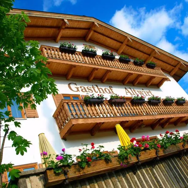 Gasthof Pension Altwirt, hotel v destinaci Sachsenkam