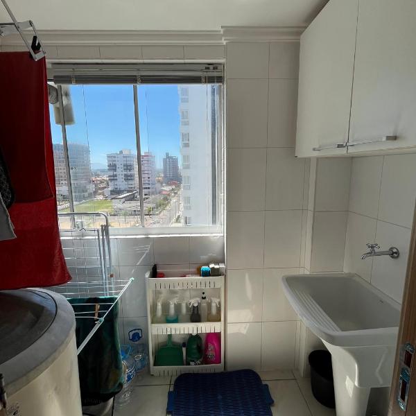 Apartamento espaçoso 2 quartos a 200 m da praia - Foto 3