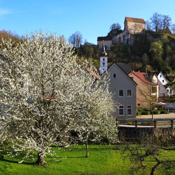 Minderleins Apart, hotel v destinaci Pottenstein