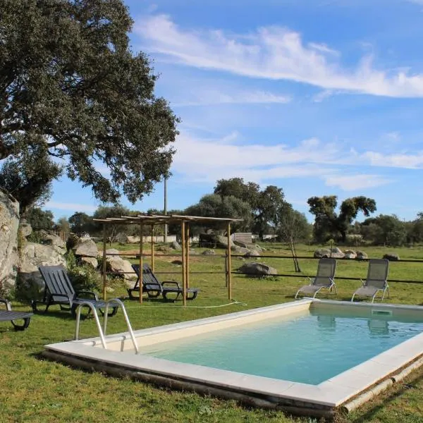 Monte das Cobras - Country House, hotel in Évora