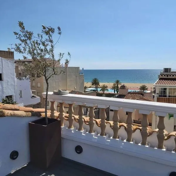 Marina Vila House: El Masnou şehrinde bir otel