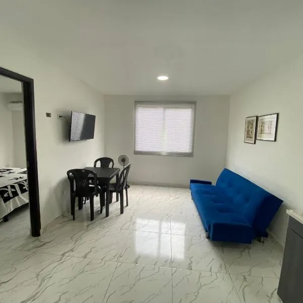 Cómodo apto 201 muy cerca a C.C. Unicentro Cúcuta, hotel en Cúcuta