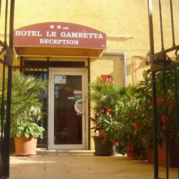 Hôtel Le Gambetta, ξενοδοχείο στο Vias