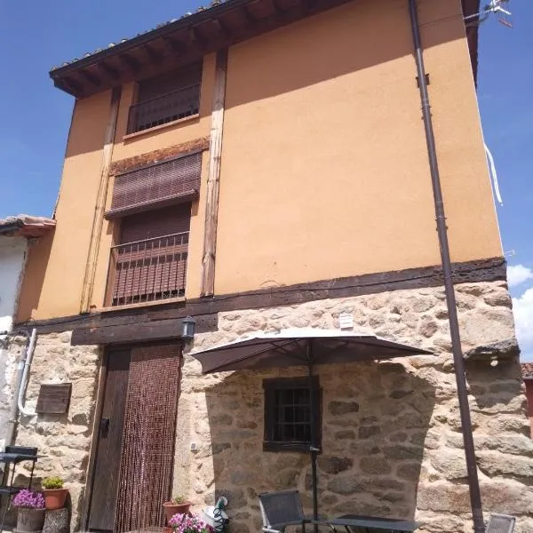 Casa Quimera para dos, hotel in Solana de ávila