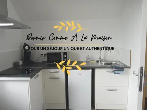 Bienvenue à Saint Julien De Vouvantes - Dormir Comme A La Maison, hôtel à Saint-Julien-de-Vouvantes