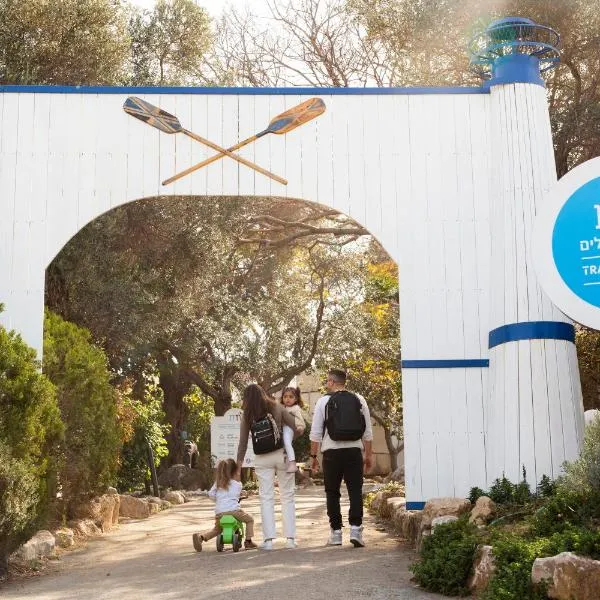 Travel Hotel Gesher Haziv, hotel v destinaci Gesher HaZiw