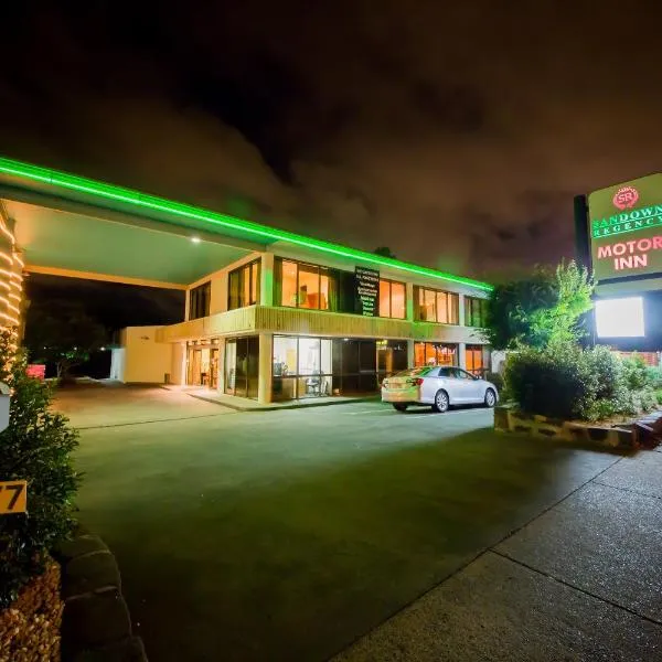 Sandown Regency Hotel & Apartments, hotell i Noble Park