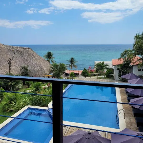Kayu Surf Resort, hotel di La Libertad