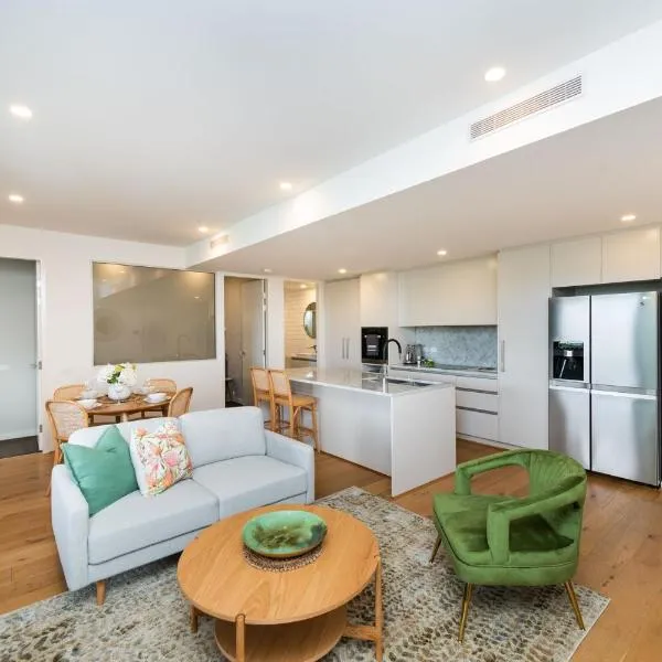 Greenwich 110, hótel í Campbell