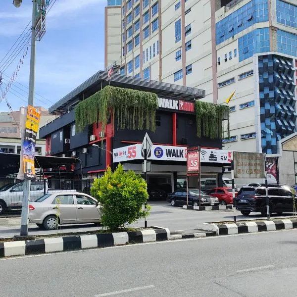 Walk Inn, hotel v destinaci Miri