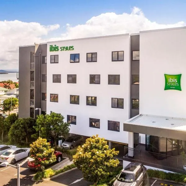 Ibis Styles The Entrance、ザ・エントランスのホテル