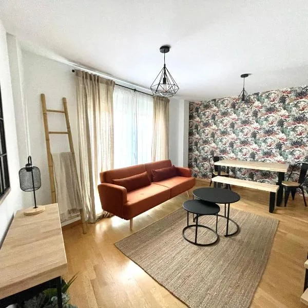 Apartamento en palmeira - Colores del Barbanza Naranja, hotel v destinácii Ribeira