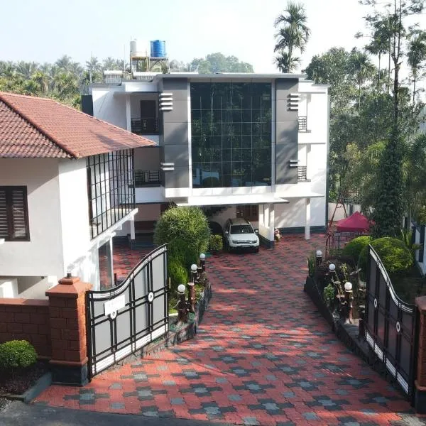 SILVERY MOON Resort, khách sạn ở Tariyod