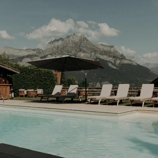 Hôtel Les Roches Fleuries, hotel v destinaci Cordon