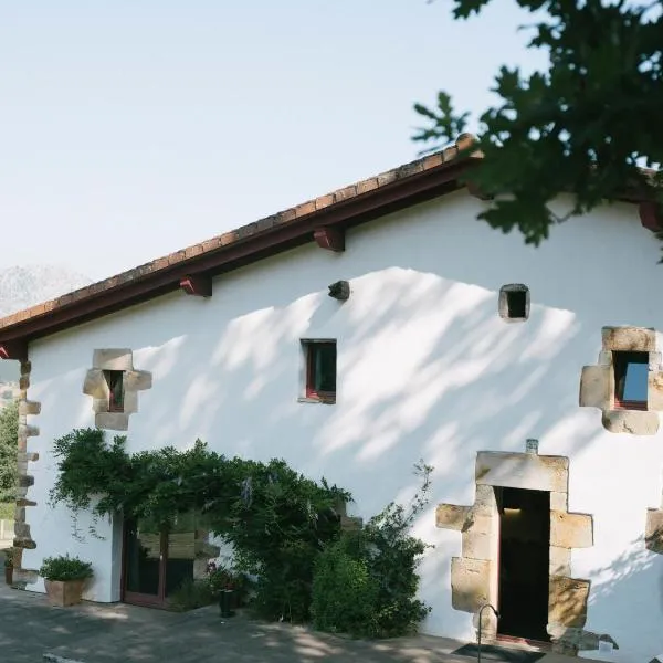 Casa Goikomaia, hotel in Arrázola