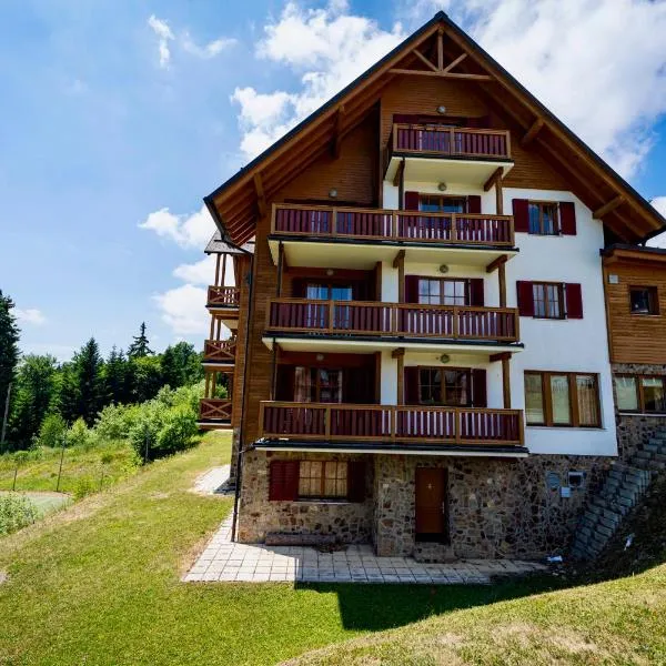 Pohorje Village Wellbeing Resort - Forest Apartments Videc, hotel v destinaci Hočko Pohorje