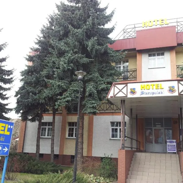 Hotel Staropolski, hotel a Danków
