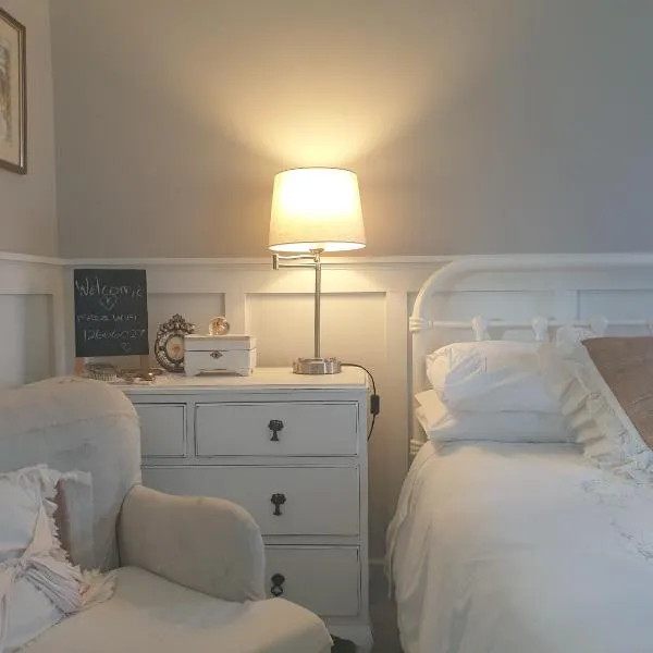 Cabins on Tudor bed & breakfast, viešbutis mieste Motueka