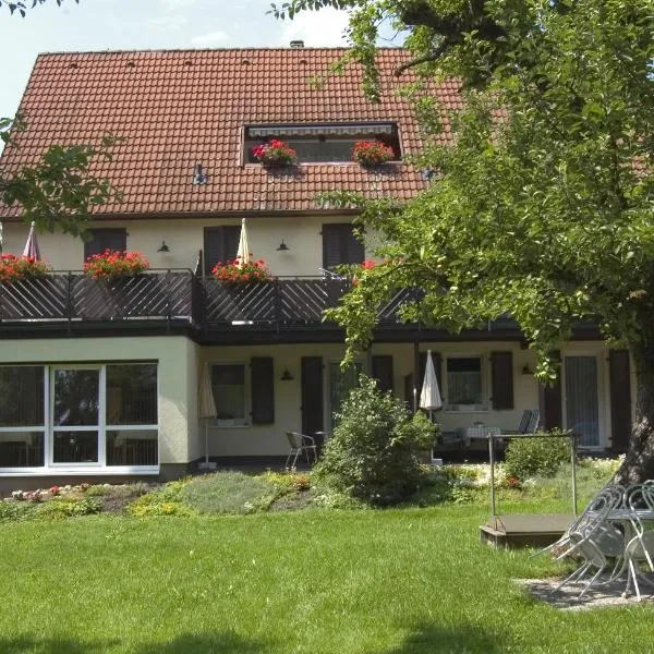 Gästehaus Mäder, hotel in Bad Dürrheim