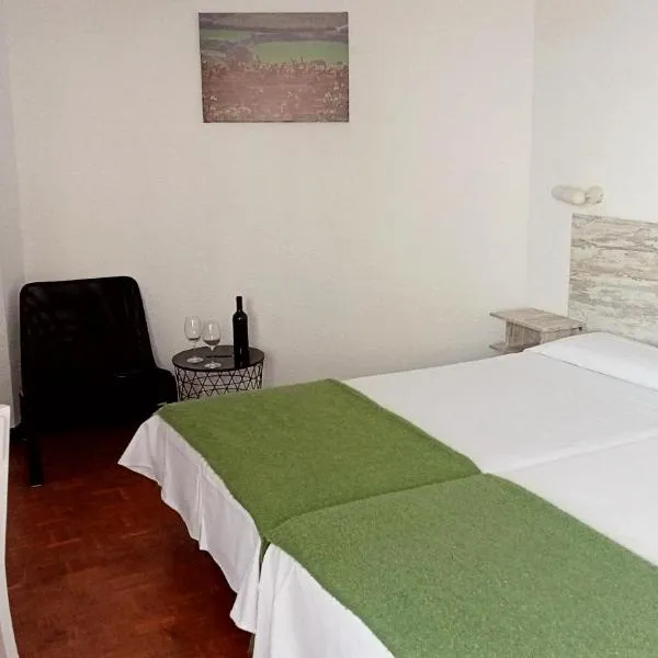 Portal De La Rioja, hotel v destinaci Haro