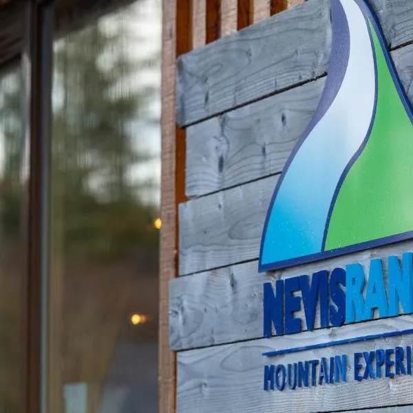 The Base Camp Hotel, Nevis Range, hotel v destinaci Fort William