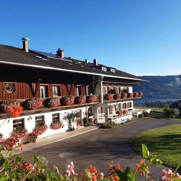 Gästehaus Kleinbuch, hotel v destinaci Bad Wiessee