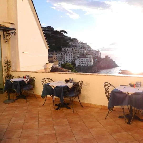 Hotel Croce Di Amalfi, hotel in Amalfi