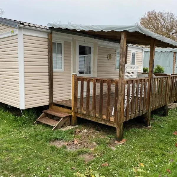 Mobil Home à Meschers au camping l'Escale proche de Royan, hotel en Talmont