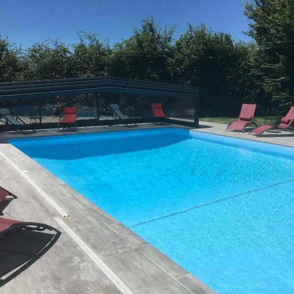 The Originals City, Hôtel Rey du Mont Sion, Saint-Julien-en-Genevois Sud – hotel w mieście Saint-Blaise