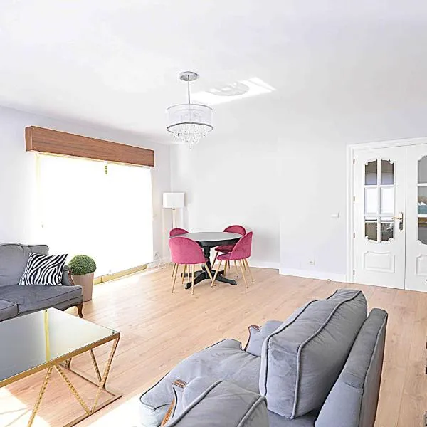 Las Teresitas, hotel v destinaci Zamora