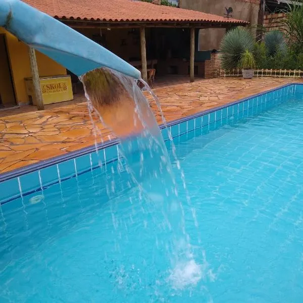 Sítio Descanso E Natureza Igarapé - 20km Inhotim, hotel in Juatuba