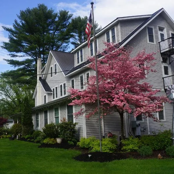 The Frogtown Inn, hotel en Canadensis