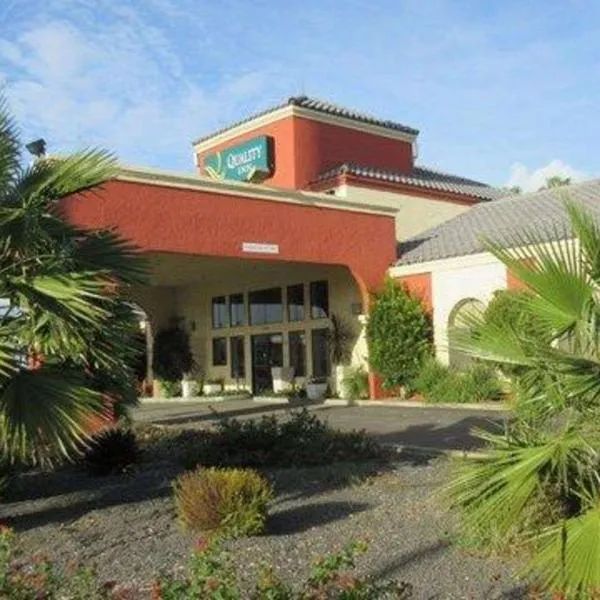 Quality Inn Santa Nella on I-5, hotel din Los Banos