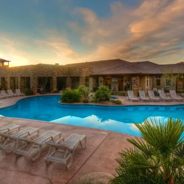 D5-Coral Springs Poolside-Ground Floor 3-bedroom Hillside View, hotel en Hurricane