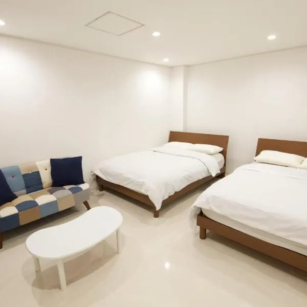 プロスパービル3b, hotel in Kume