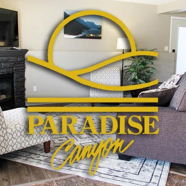 Paradise Canyon Golf Resort, Signature Walkout Condo 382 โรงแรมในRaymond