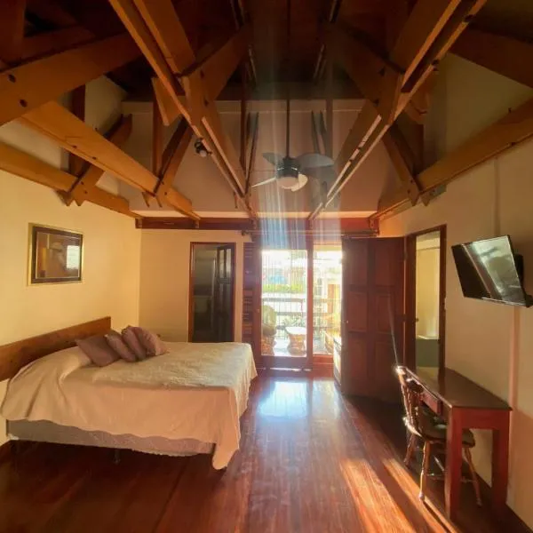 Casa Mora B&B, hotel v destinaci Cartago